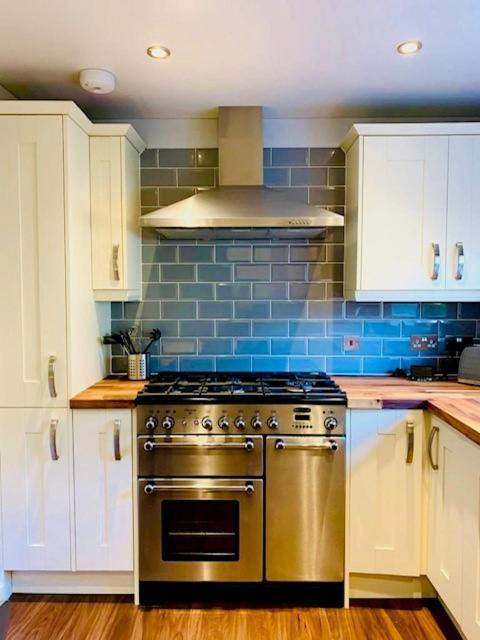 Cosy Roseburn Apartment, Edinburgh - 2 Bedrooms, Free Parking Extérieur photo