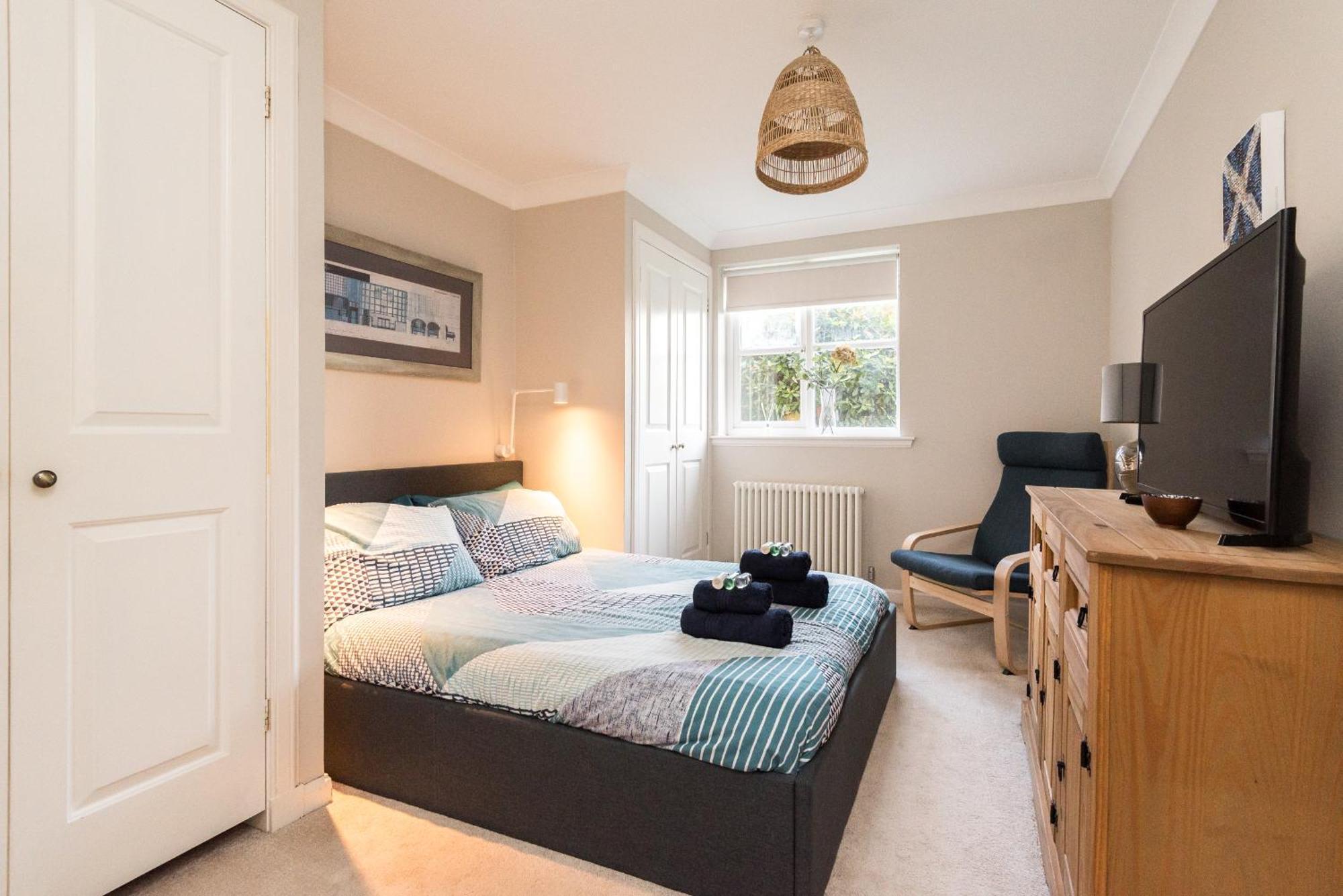 Cosy Roseburn Apartment, Edinburgh - 2 Bedrooms, Free Parking Extérieur photo